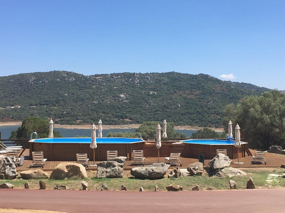 Гостьовий будинок Liscia Country Relais Сант'Антоніо-ді-Галлура Екстер'єр фото