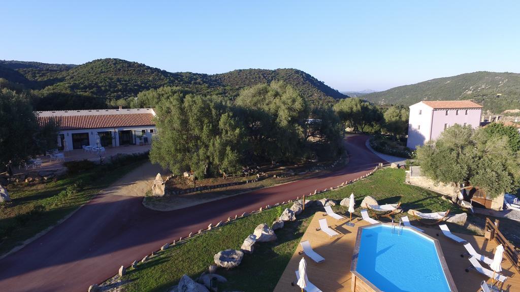 Гостьовий будинок Liscia Country Relais Сант'Антоніо-ді-Галлура Екстер'єр фото
