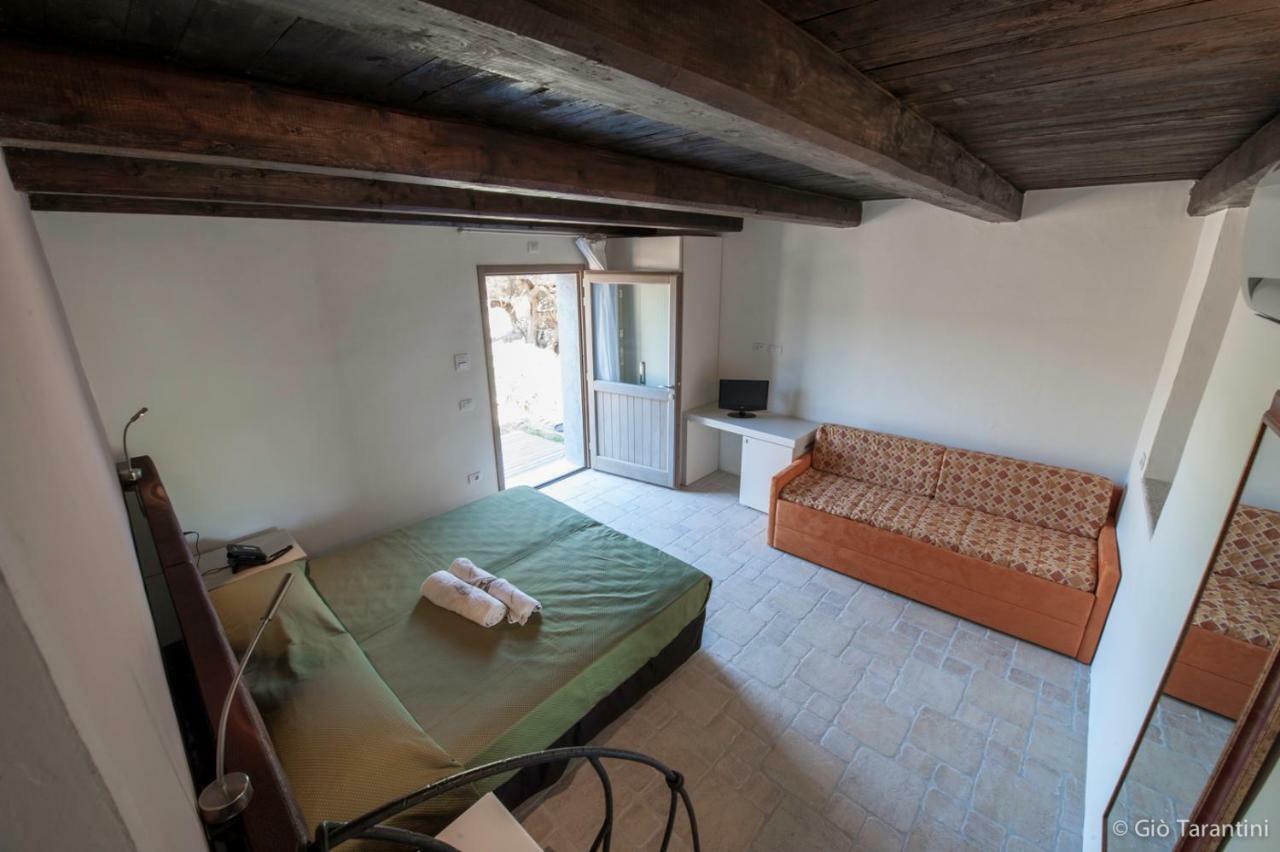 Гостьовий будинок Liscia Country Relais Сант'Антоніо-ді-Галлура Екстер'єр фото